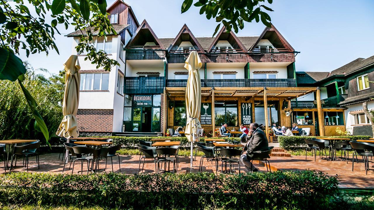 Pensiunea Belvedere Тирґу-Нямц Екстер'єр фото